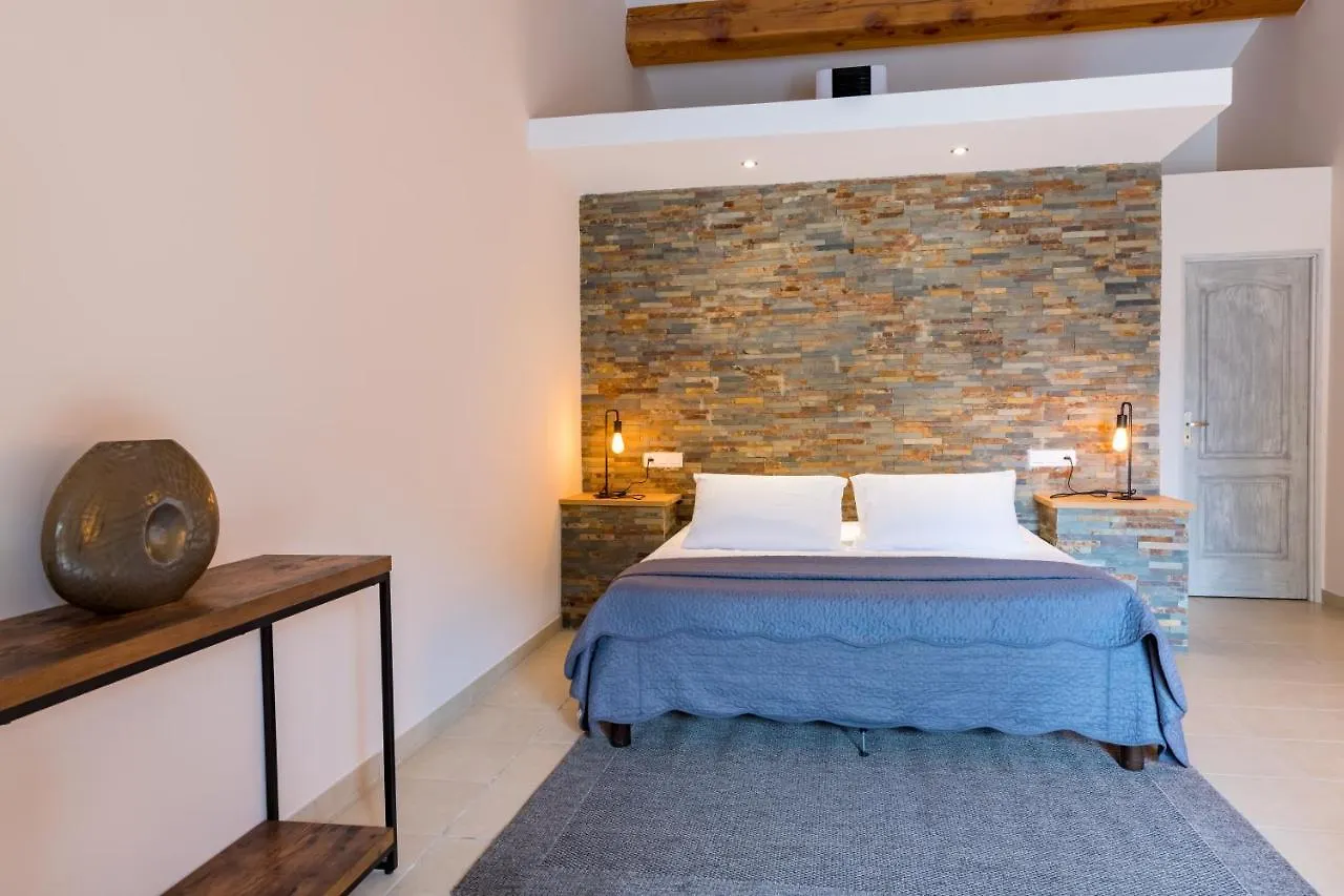 Sur Les Hauteurs Du Luberon-Chez Lisett Bed and Breakfast Caseneuve 3*,  Frankrig